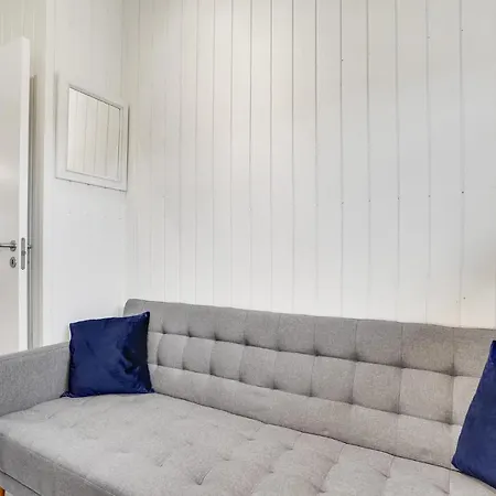 Lovely In With Wifi Holiday home *