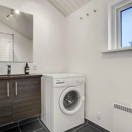 Holiday home Lovely In With Wifi Slagelse